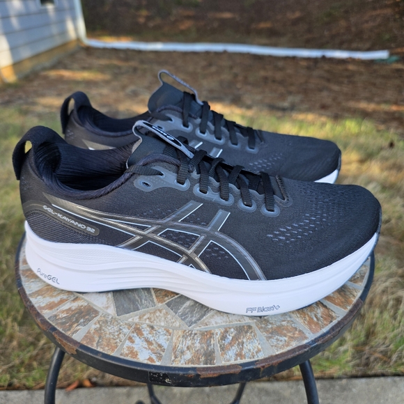 Asics Gel Kayano 32 1011C051 Black Running Shoes Sneakers Men Sz 9 Wide Worn 1x - Picture 1 of 9